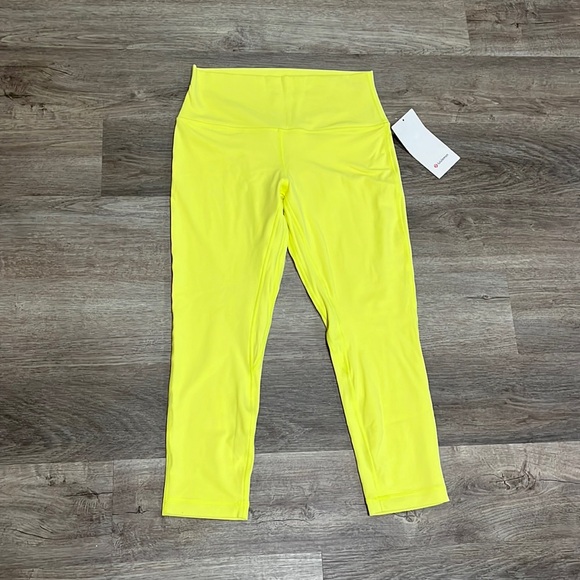 Lululemon Align HR Crop 23” Electric Lemon Yellow Leggings New With Tags Size 10 - Picture 1 of 7